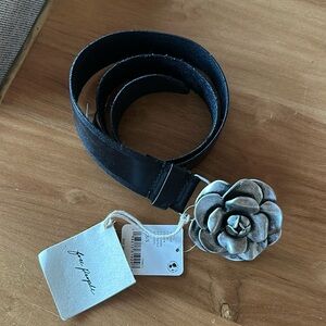 Free People flower belt